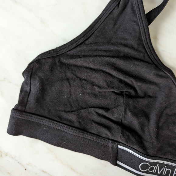 Calvin Klein bralette pack size L - Picture 2 of 7